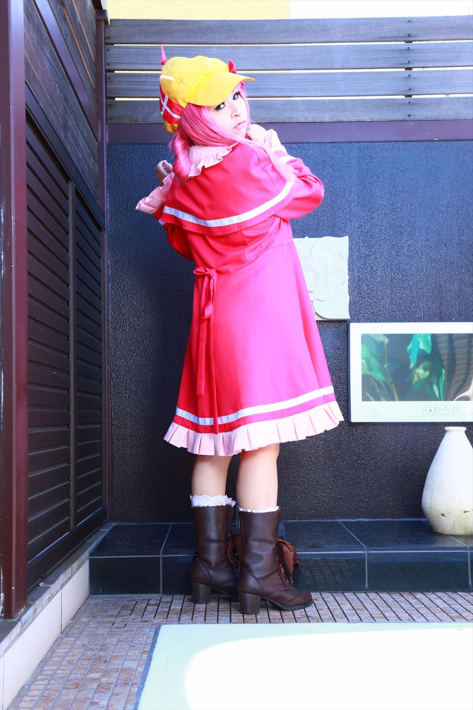 Sharo đang ở trong một ngành công nghiệp tình dục mũm mĩm nên tôi quyết định đề cử cô ấy.