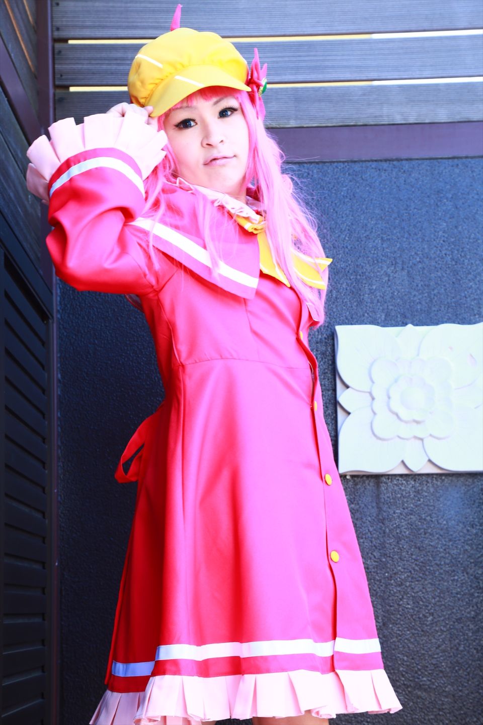 Sharo đang ở trong một ngành công nghiệp tình dục mũm mĩm nên tôi quyết định đề cử cô ấy.