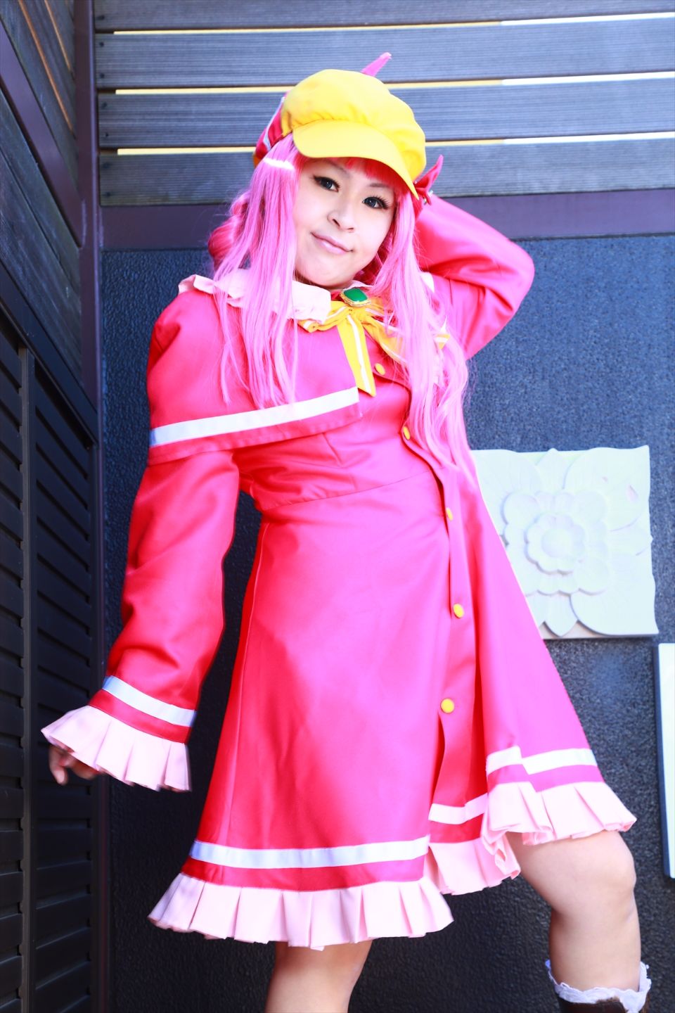 Sharo đang ở trong một ngành công nghiệp tình dục mũm mĩm nên tôi quyết định đề cử cô ấy.