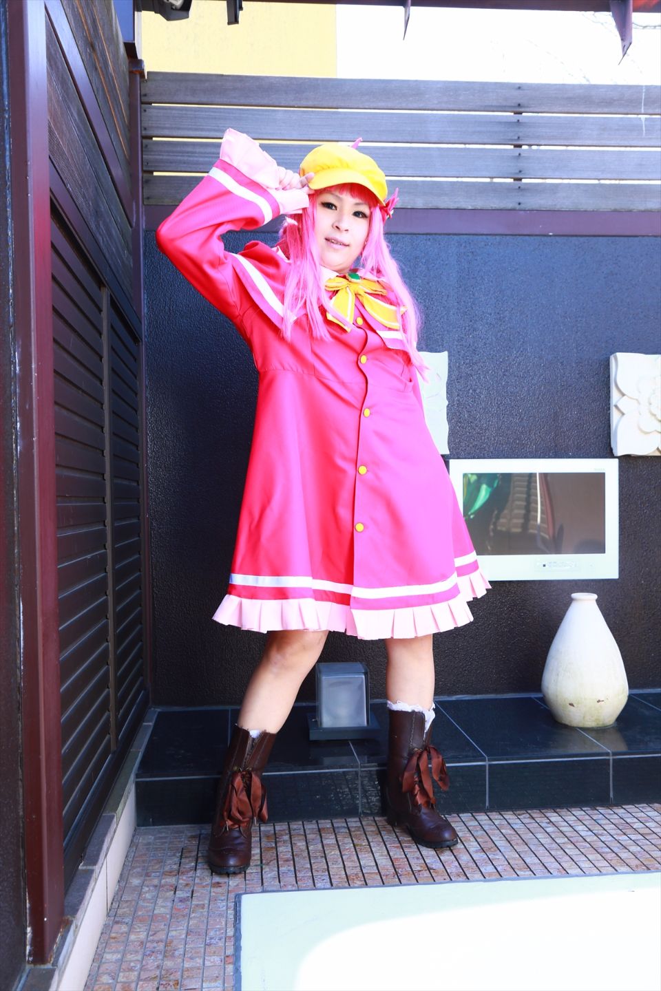 Sharo đang ở trong một ngành công nghiệp tình dục mũm mĩm nên tôi quyết định đề cử cô ấy.