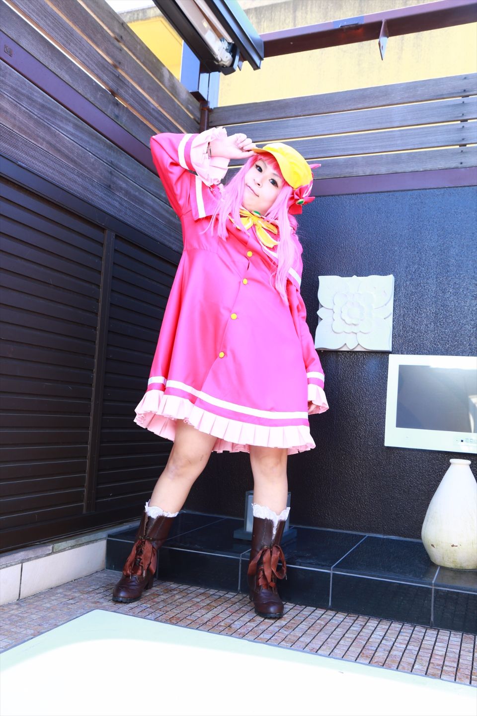 Sharo đang ở trong một ngành công nghiệp tình dục mũm mĩm nên tôi quyết định đề cử cô ấy.