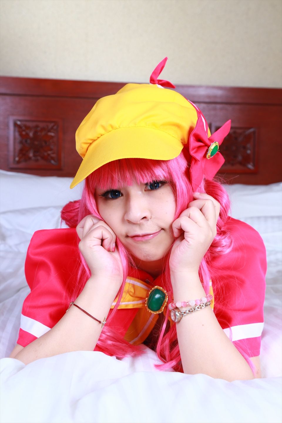 Sharo đang ở trong một ngành công nghiệp tình dục mũm mĩm nên tôi quyết định đề cử cô ấy.