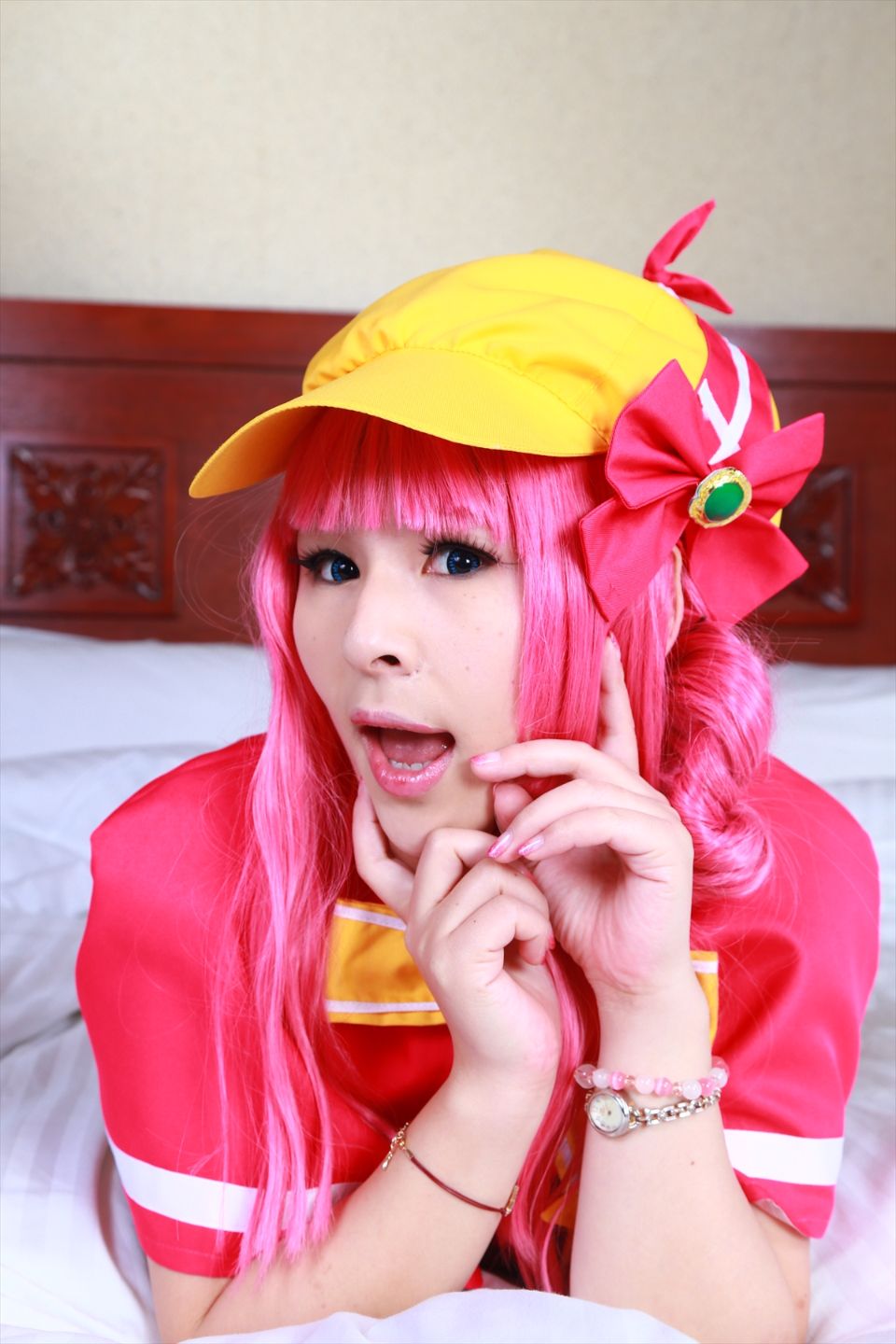 Sharo đang ở trong một ngành công nghiệp tình dục mũm mĩm nên tôi quyết định đề cử cô ấy.