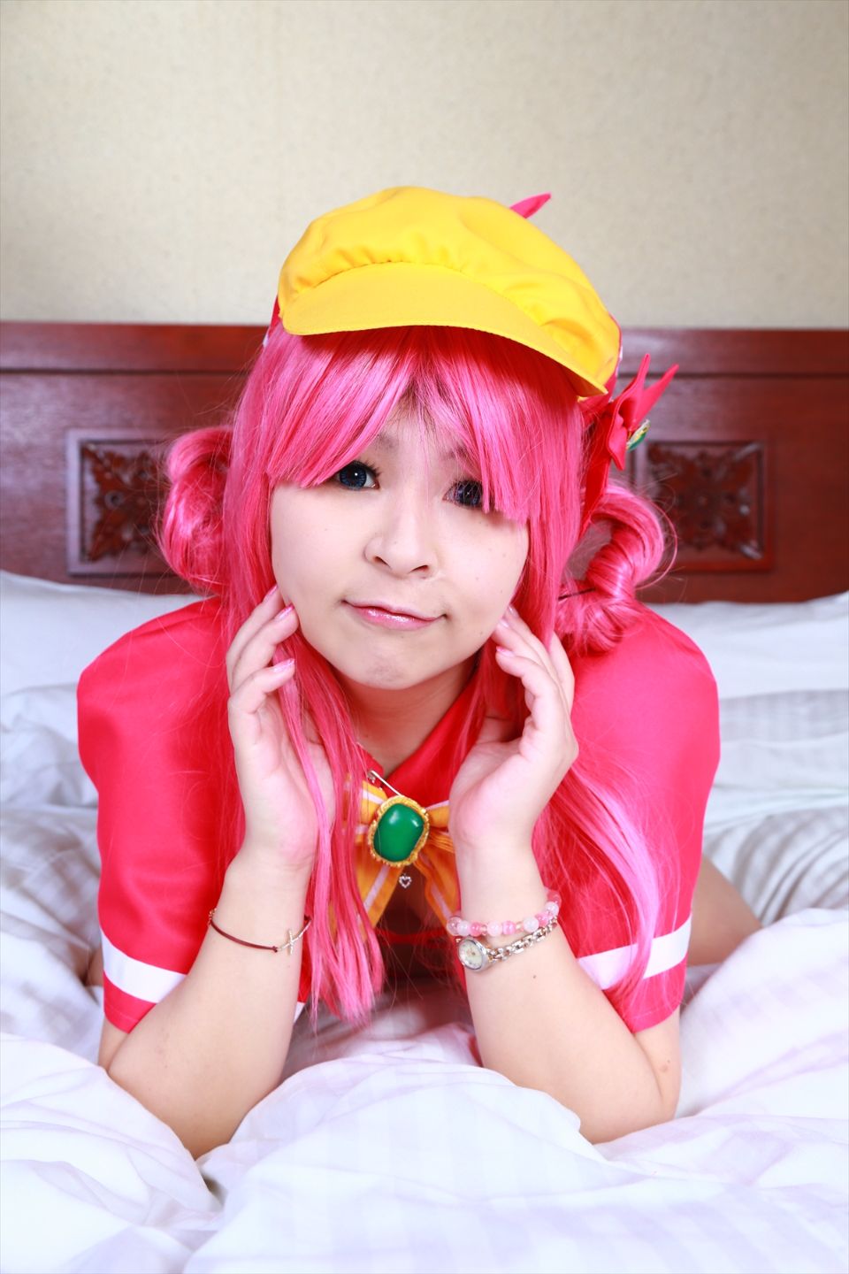 Sharo đang ở trong một ngành công nghiệp tình dục mũm mĩm nên tôi quyết định đề cử cô ấy.