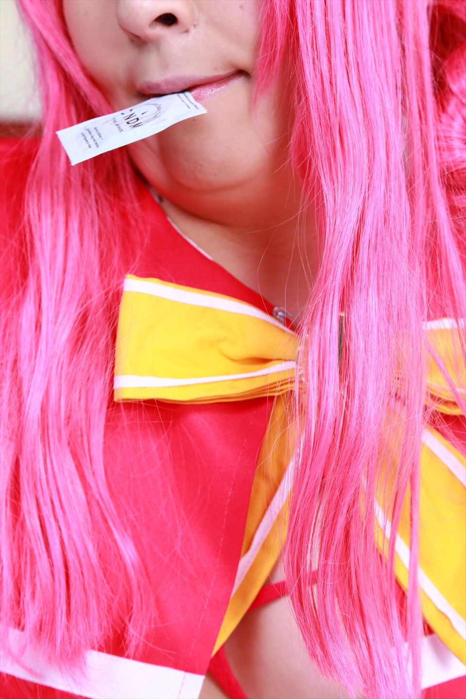 Sharo đang ở trong một ngành công nghiệp tình dục mũm mĩm nên tôi quyết định đề cử cô ấy.