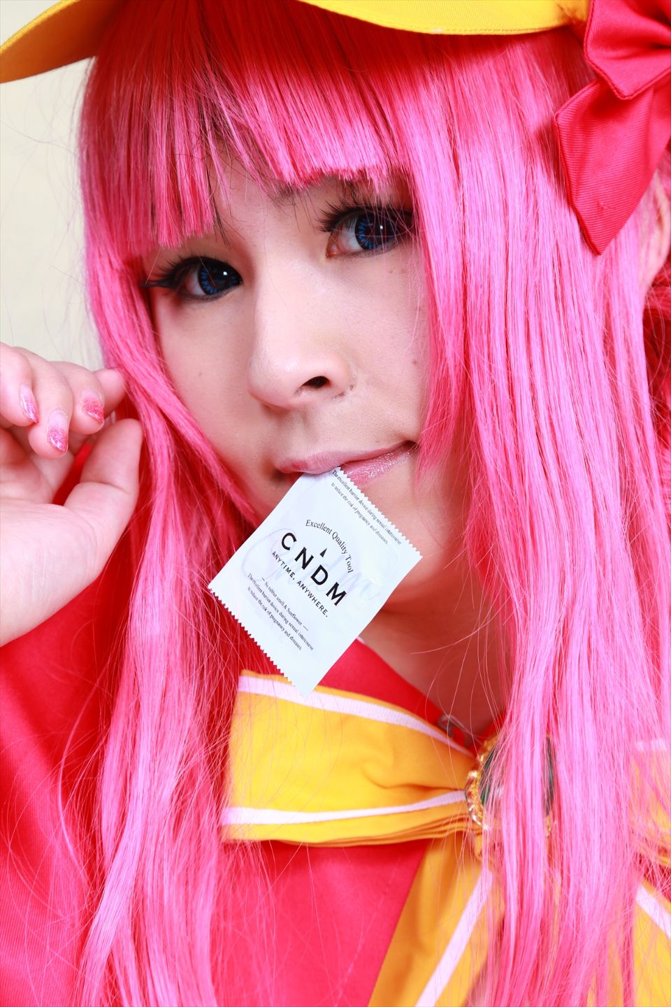 Sharo đang ở trong một ngành công nghiệp tình dục mũm mĩm nên tôi quyết định đề cử cô ấy.