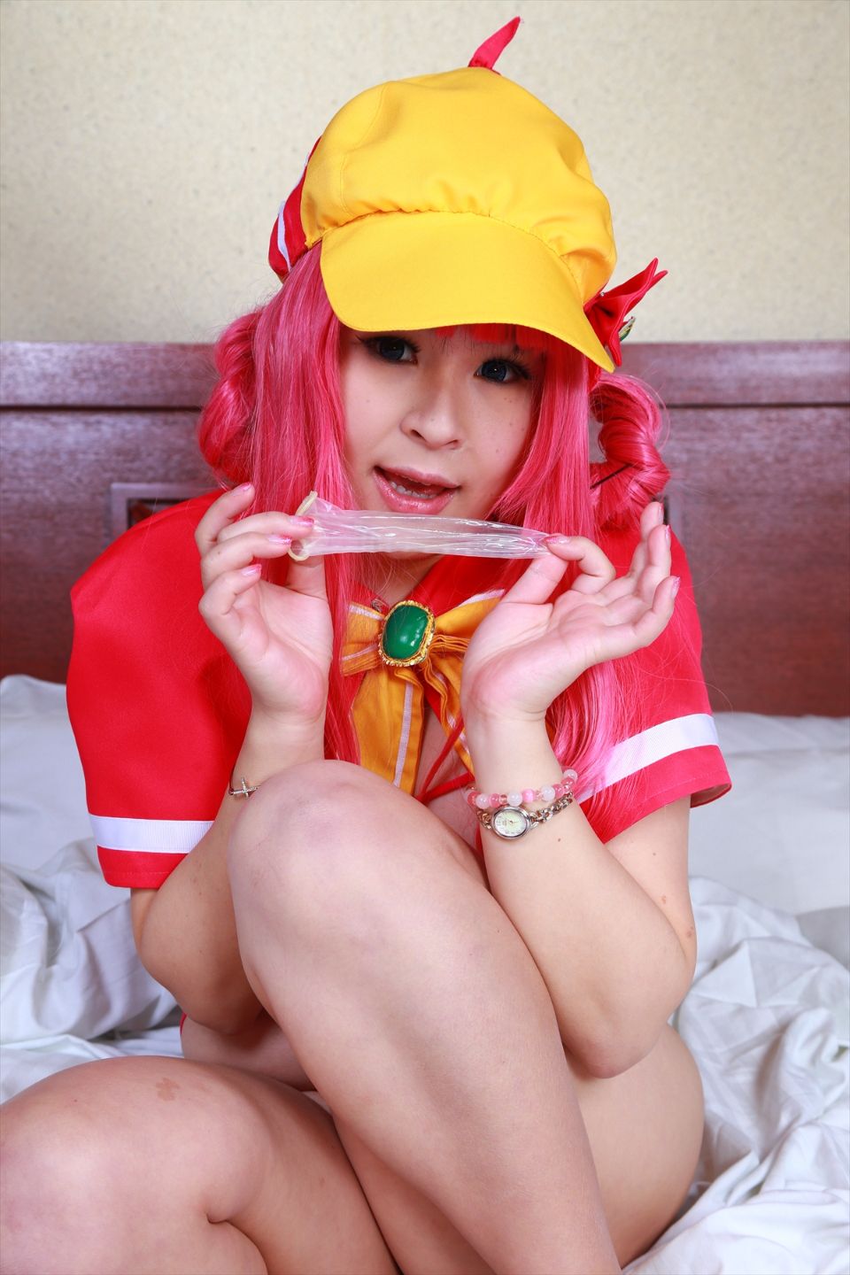 Sharo đang ở trong một ngành công nghiệp tình dục mũm mĩm nên tôi quyết định đề cử cô ấy.