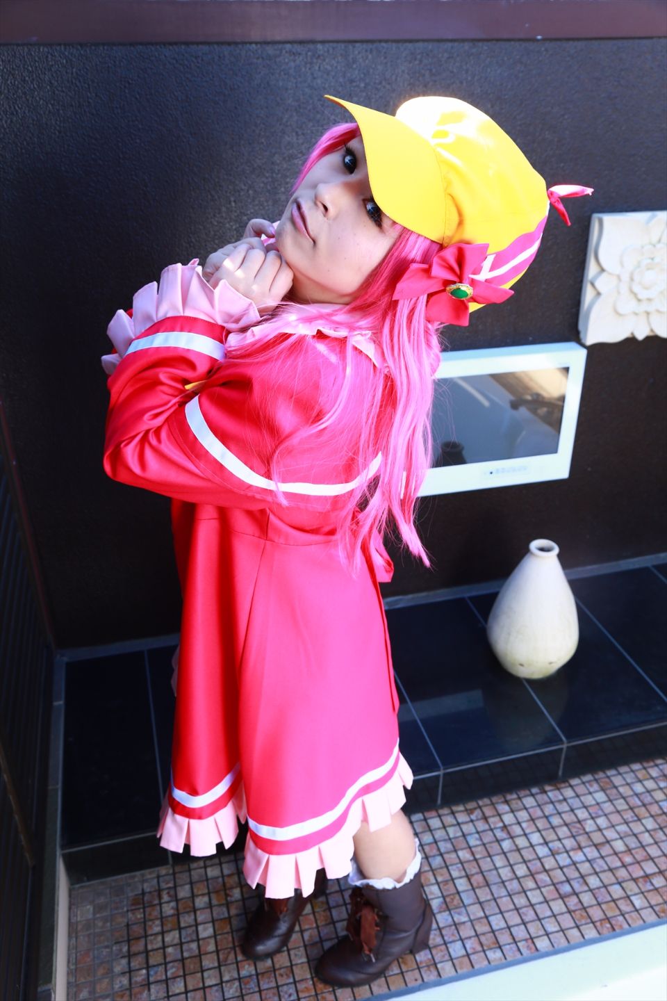 Sharo đang ở trong một ngành công nghiệp tình dục mũm mĩm nên tôi quyết định đề cử cô ấy.