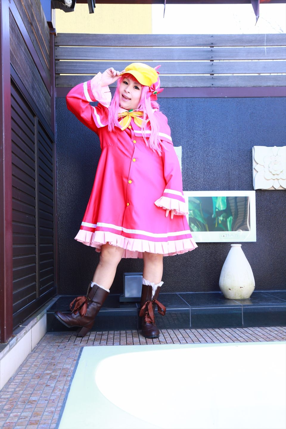 Sharo đang ở trong một ngành công nghiệp tình dục mũm mĩm nên tôi quyết định đề cử cô ấy.