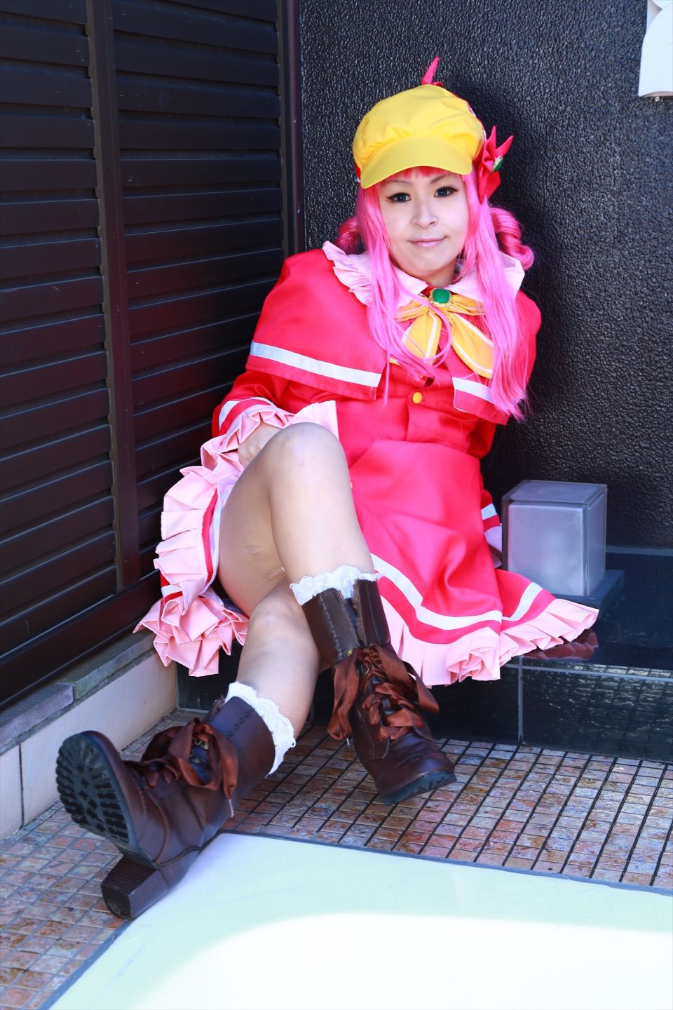 Sharo đang ở trong một ngành công nghiệp tình dục mũm mĩm nên tôi quyết định đề cử cô ấy.