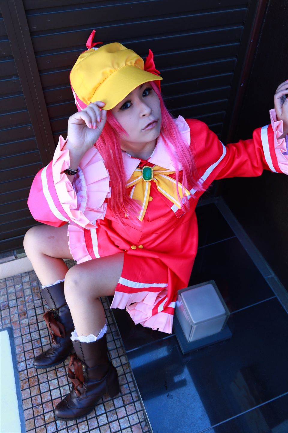 Sharo đang ở trong một ngành công nghiệp tình dục mũm mĩm nên tôi quyết định đề cử cô ấy.