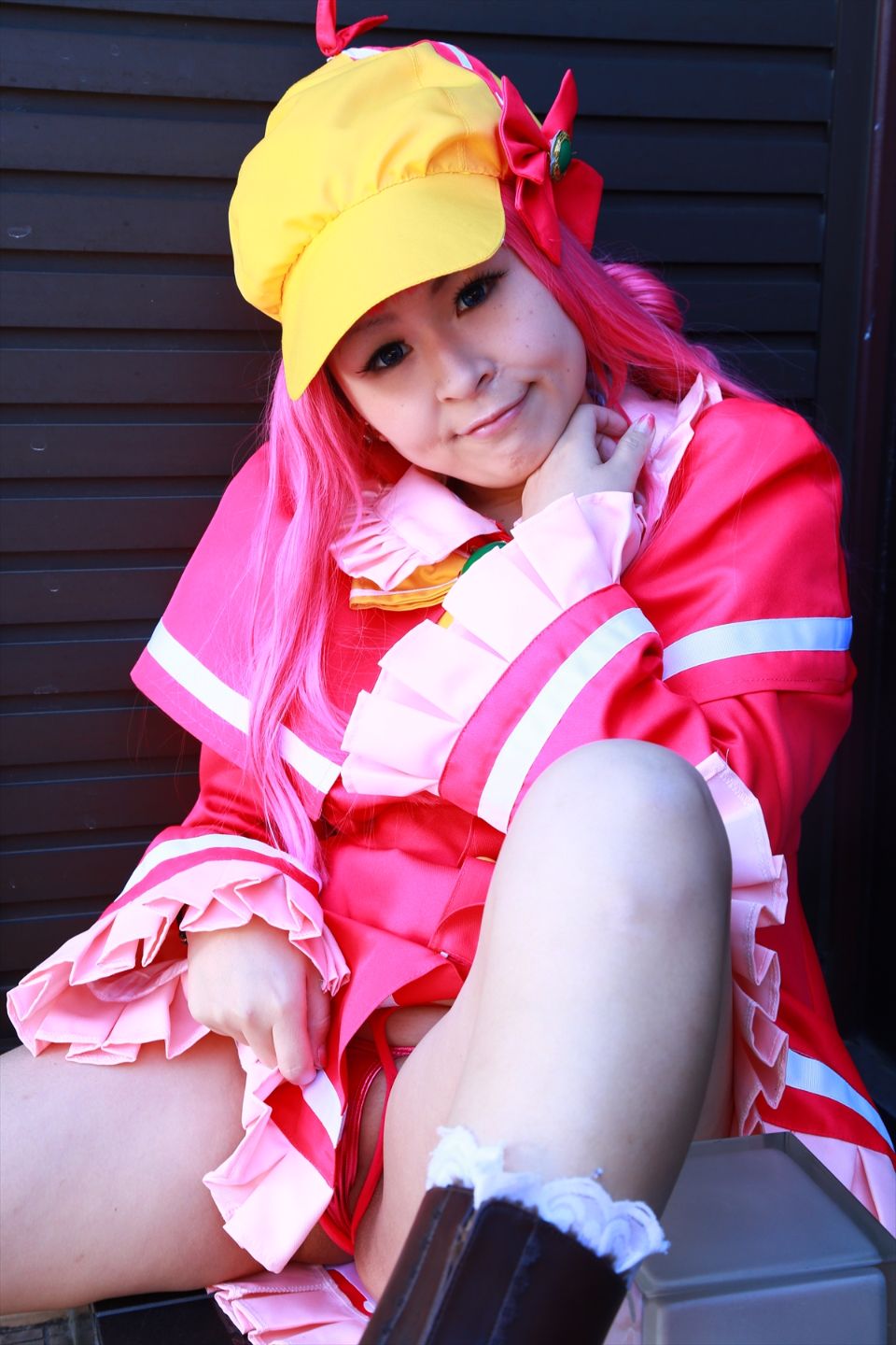 Sharo đang ở trong một ngành công nghiệp tình dục mũm mĩm nên tôi quyết định đề cử cô ấy.