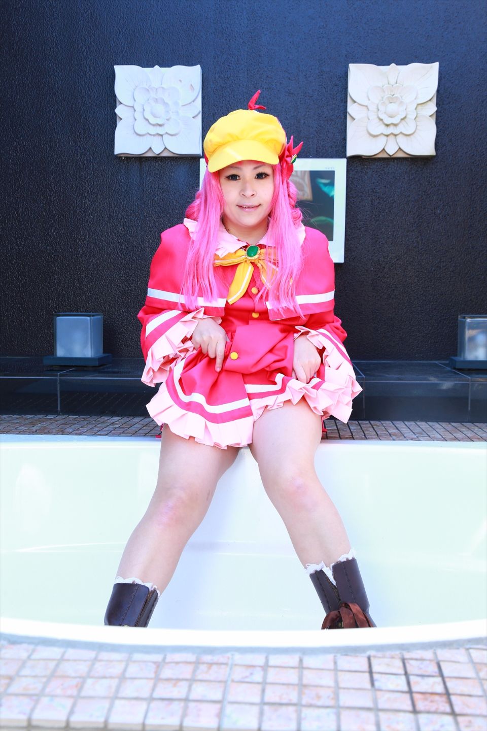 Sharo đang ở trong một ngành công nghiệp tình dục mũm mĩm nên tôi quyết định đề cử cô ấy.