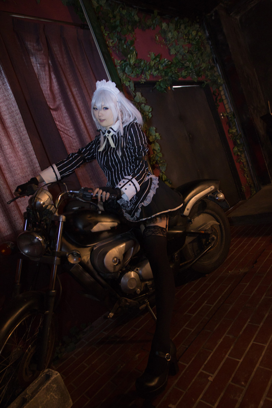 Đông - Mười sáu đêm Sakiya Cosplay của Mari