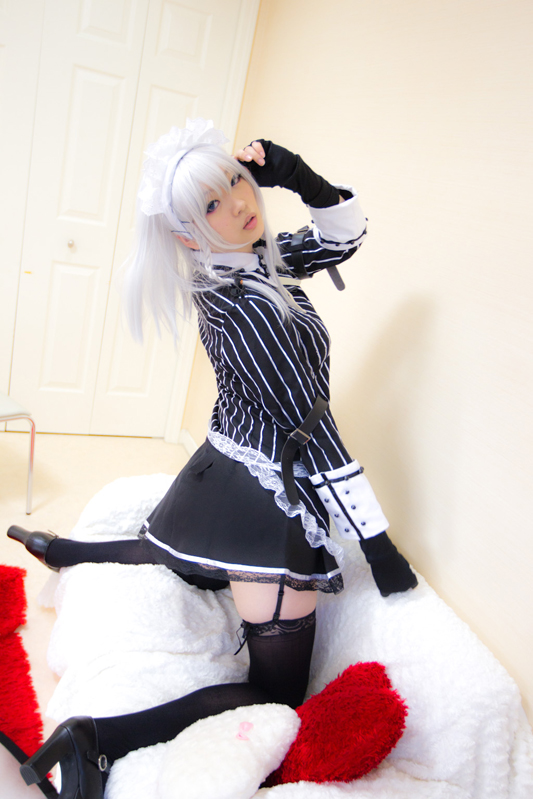 Đông - Mười sáu đêm Sakiya Cosplay của Mari