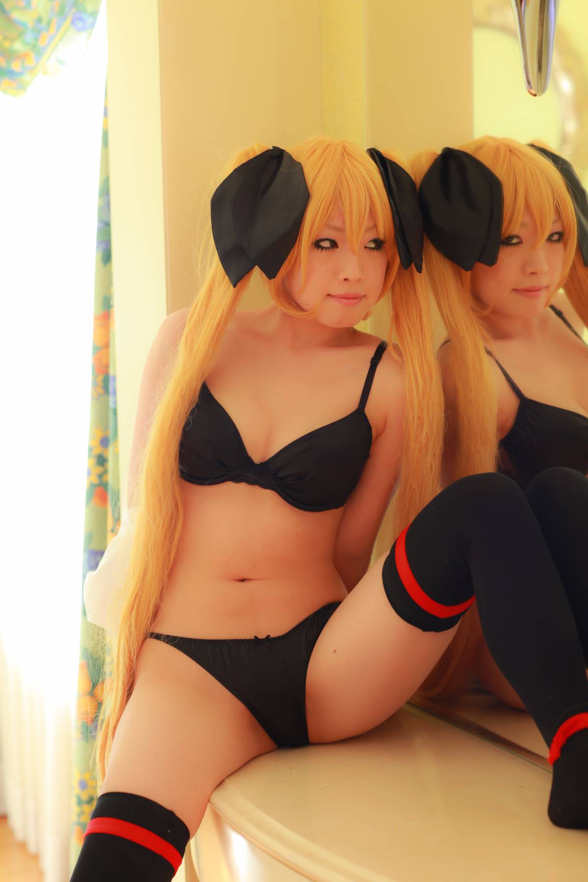 [Nightcharm] Tôi đã cởi bỏ số phận của mình.