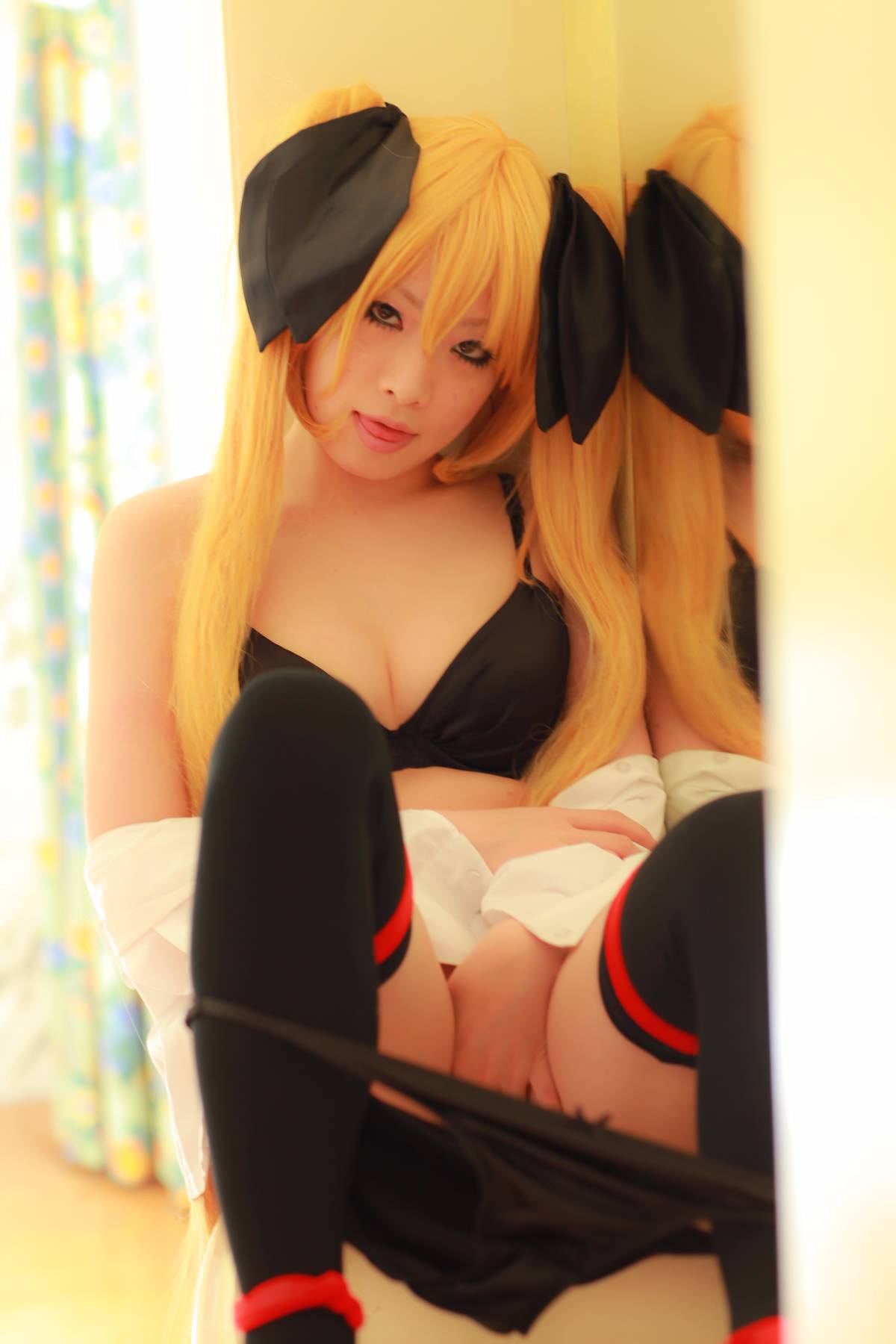 [Nightcharm] Tôi đã cởi bỏ số phận của mình.