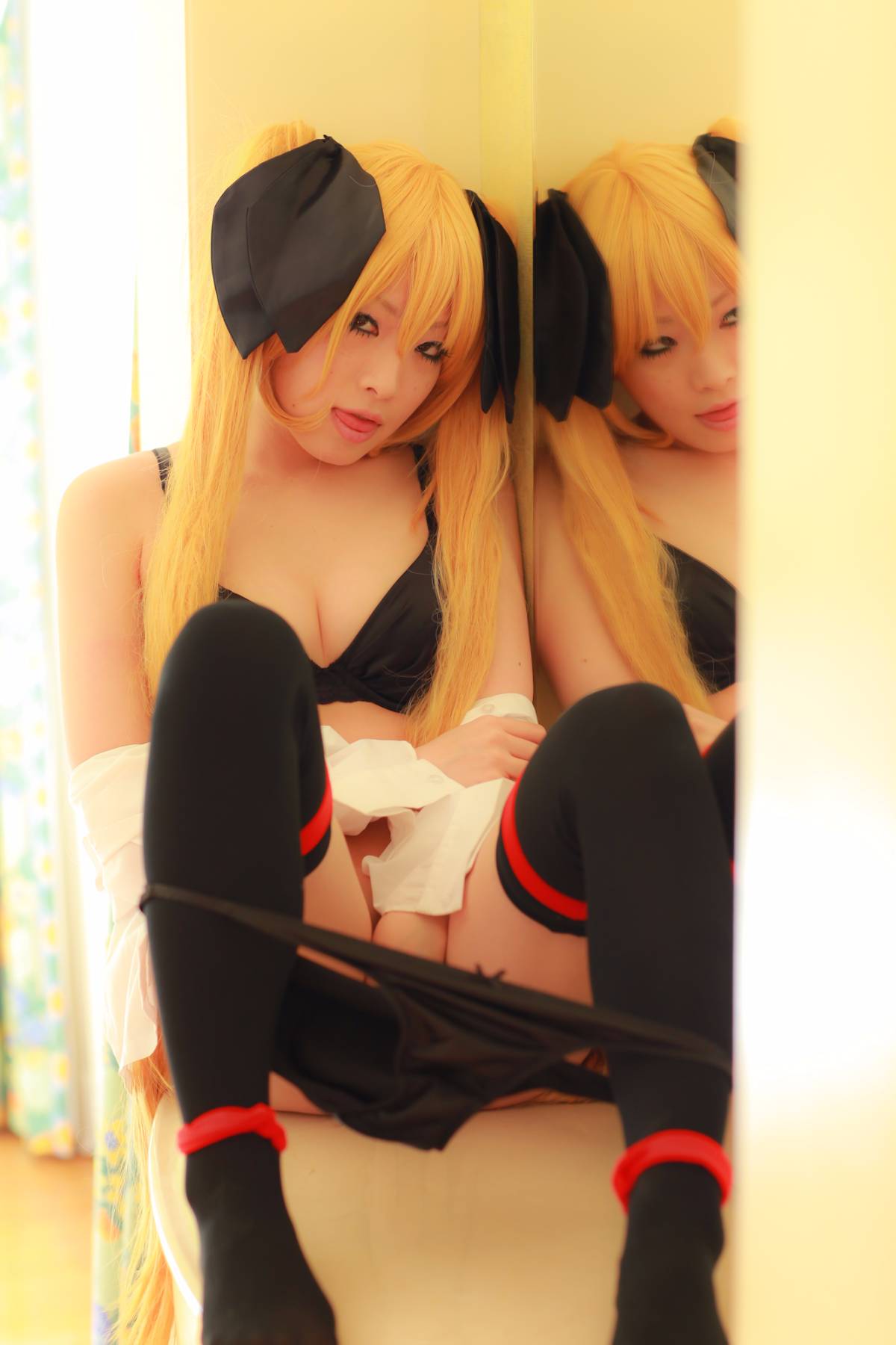 [Nightcharm] Tôi đã cởi bỏ số phận của mình.