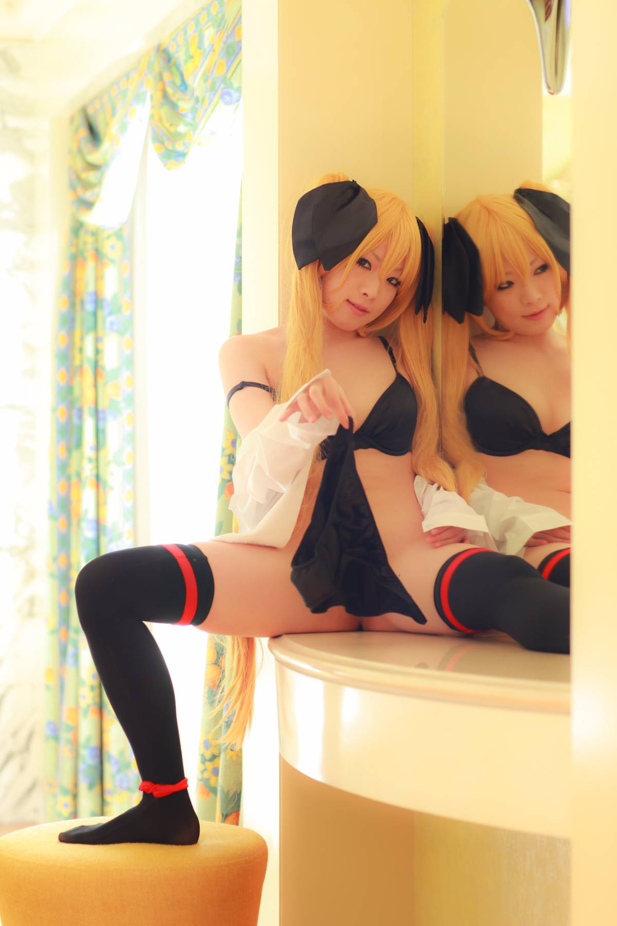 [Nightcharm] Tôi đã cởi bỏ số phận của mình.