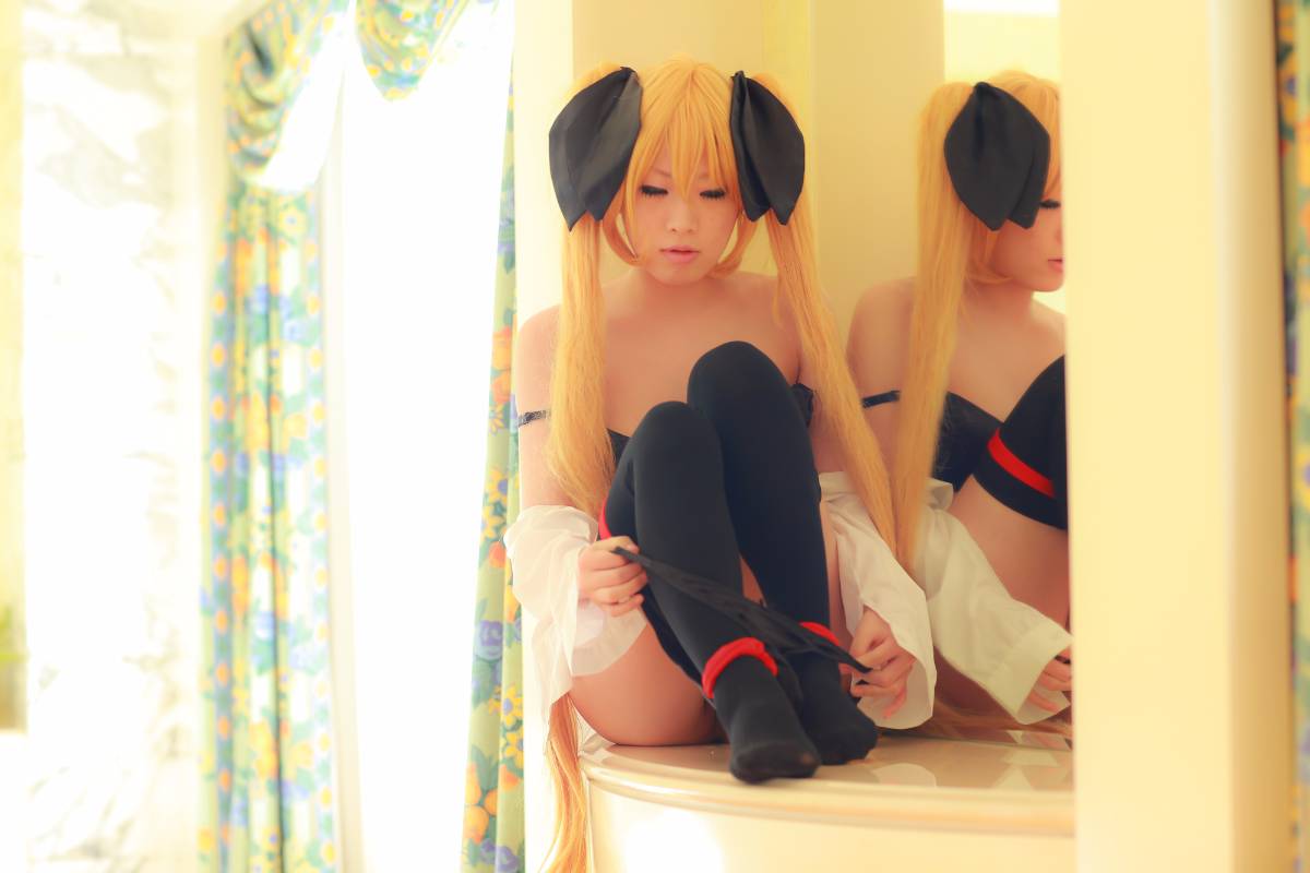 [Nightcharm] Tôi đã cởi bỏ số phận của mình.