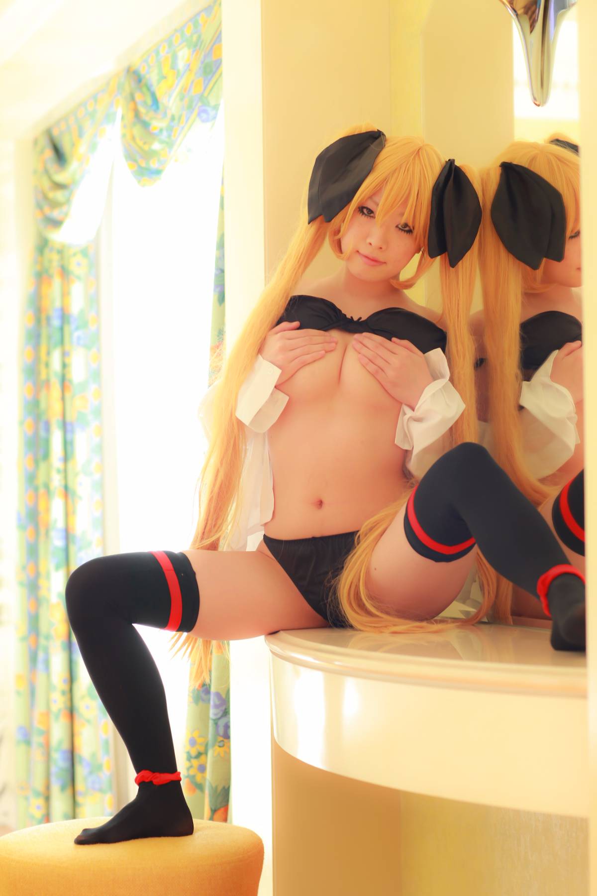 [Nightcharm] Tôi đã cởi bỏ số phận của mình.