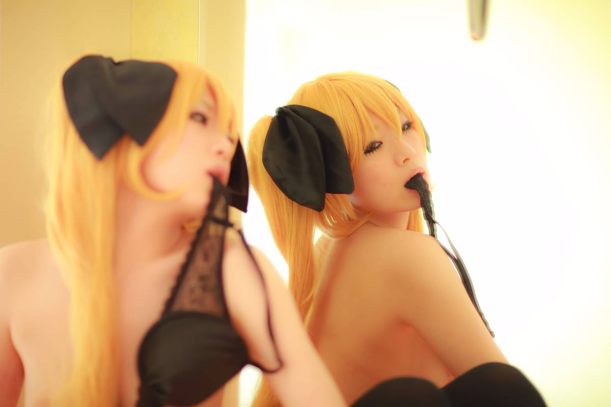 [Nightcharm] Tôi đã cởi bỏ số phận của mình.