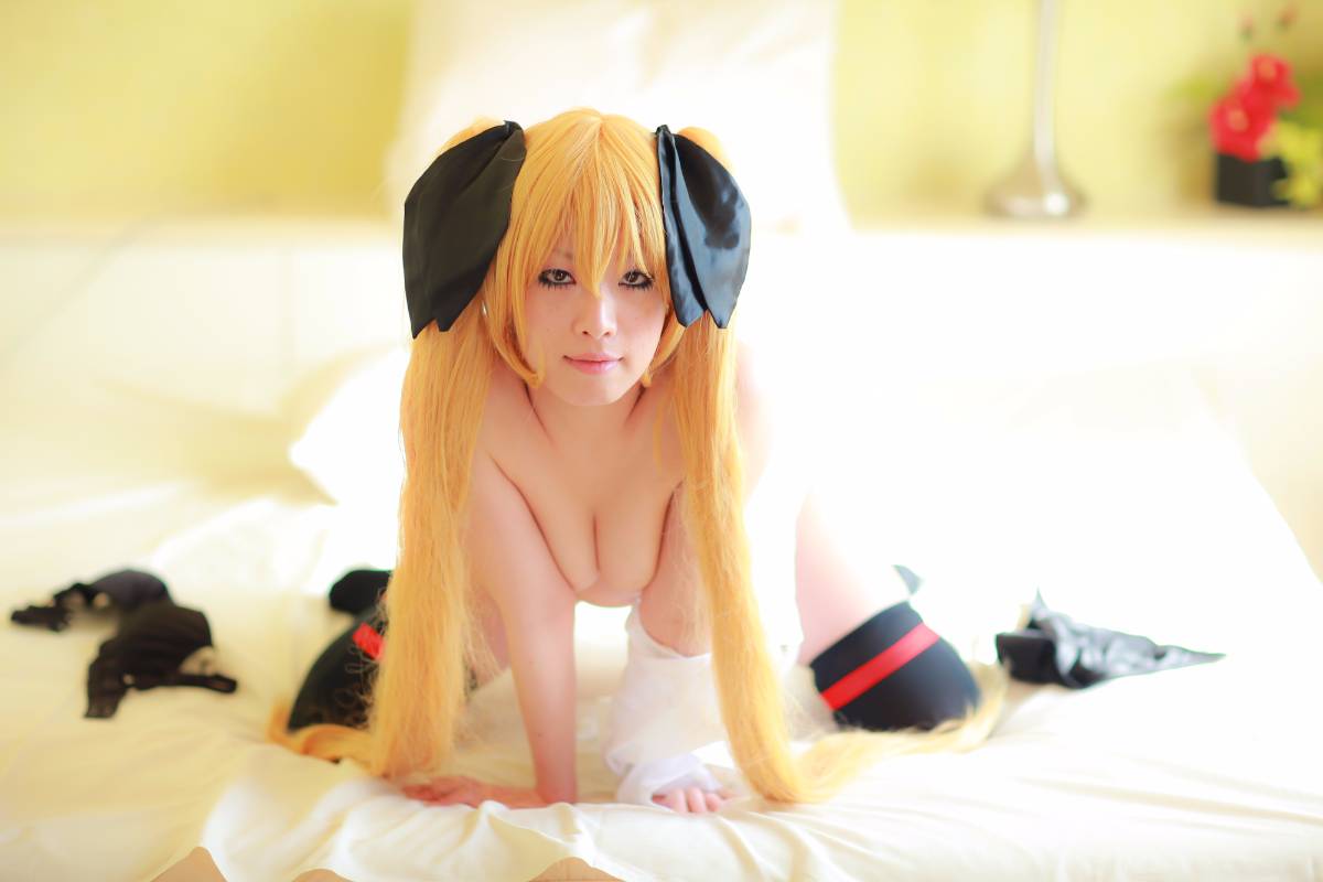 [Nightcharm] Tôi đã cởi bỏ số phận của mình.