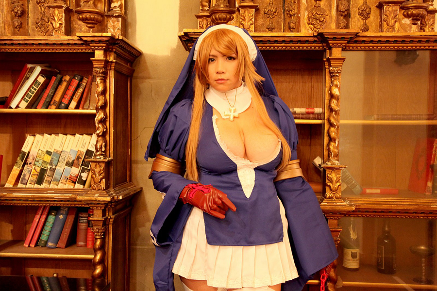 [Mariposa Luz de la Luna] Hunt Witch