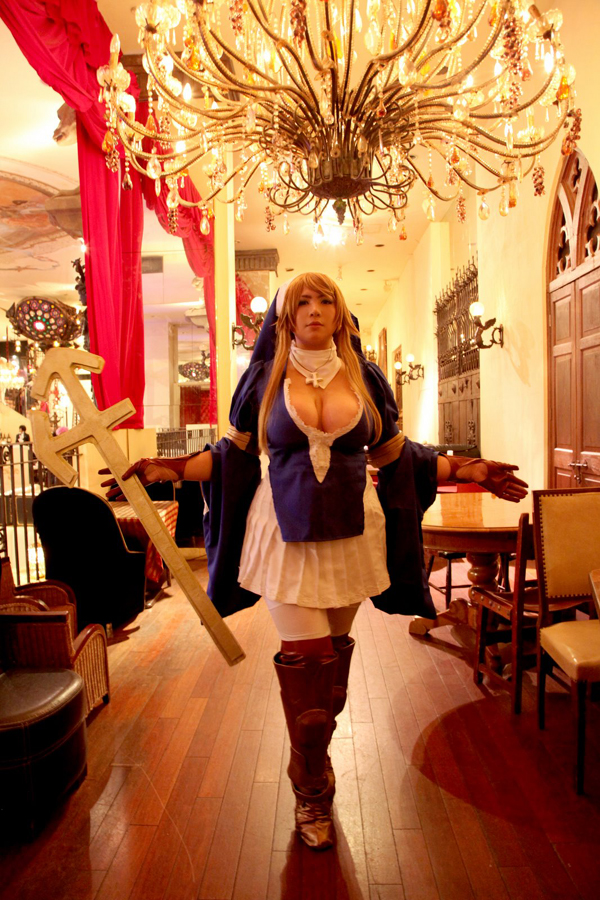 [Mariposa Luz de la Luna] Hunt Witch