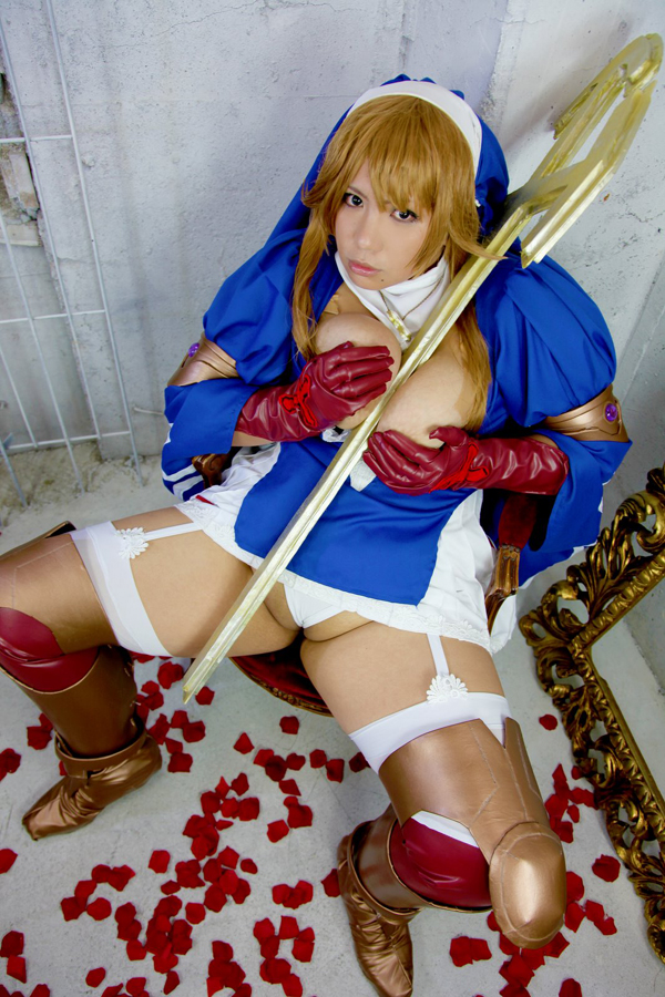 [Mariposa Luz de la Luna] Hunt Witch