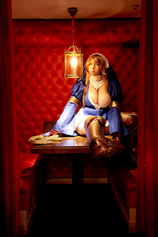 [Mariposa Luz de la Luna] Hunt Witch