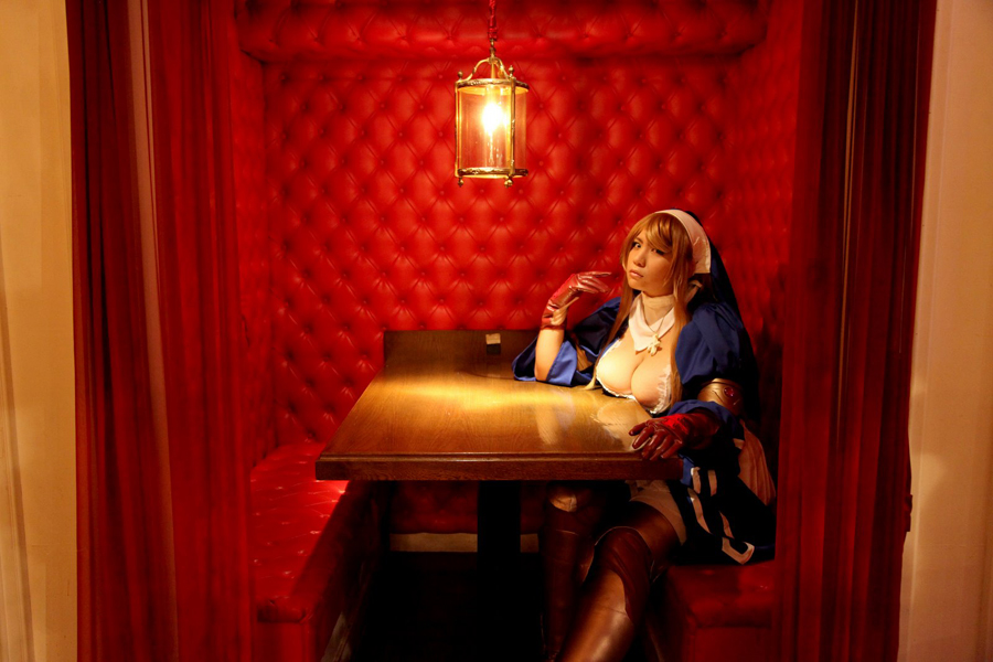 [Mariposa Luz de la Luna] Hunt Witch