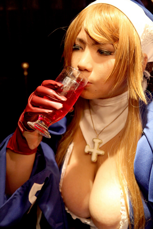 [Mariposa Luz de la Luna] Hunt Witch