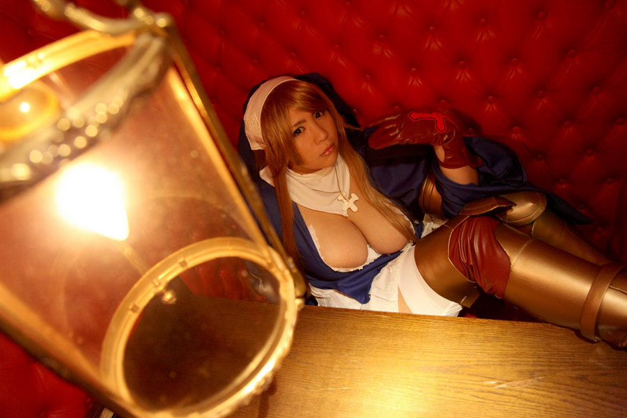 [Mariposa Luz de la Luna] Hunt Witch