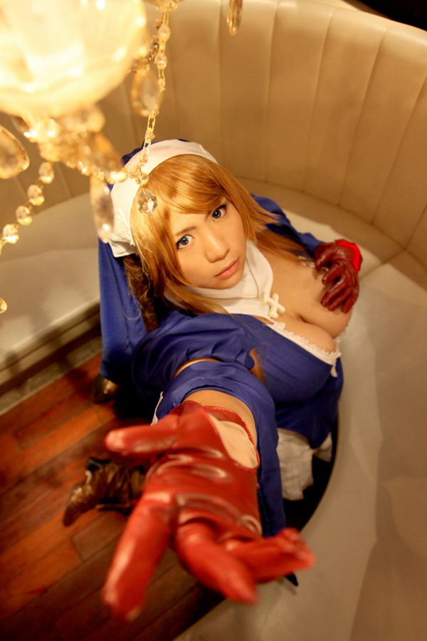 [Mariposa Luz de la Luna] Hunt Witch