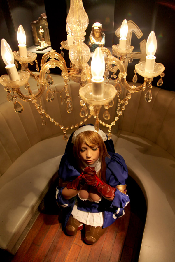 [Mariposa Luz de la Luna] Hunt Witch