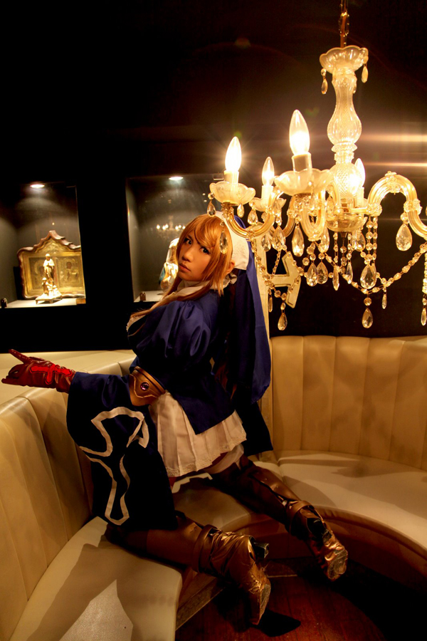 [Mariposa Luz de la Luna] Hunt Witch