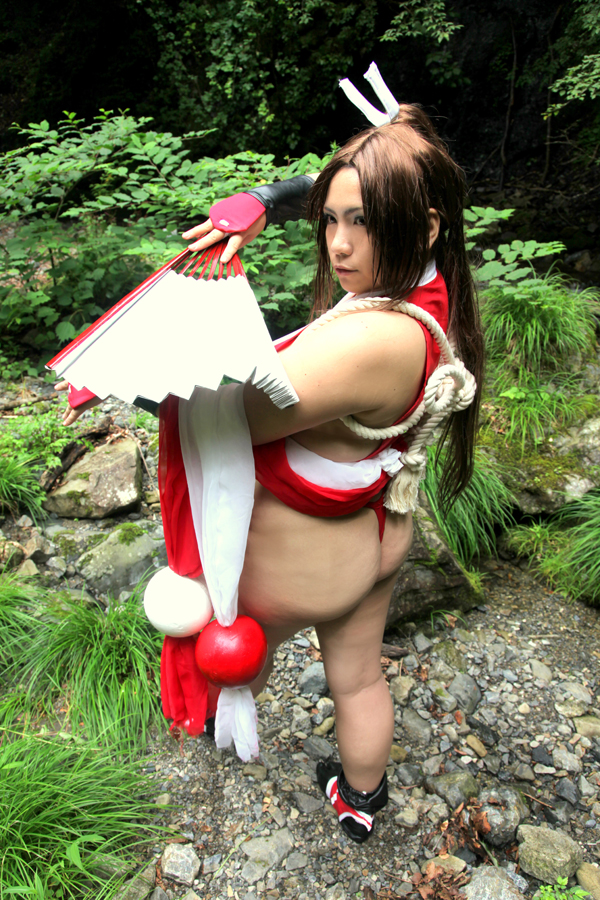 [Mariposa Luz de la Luna] A Moon Night Dancing Red