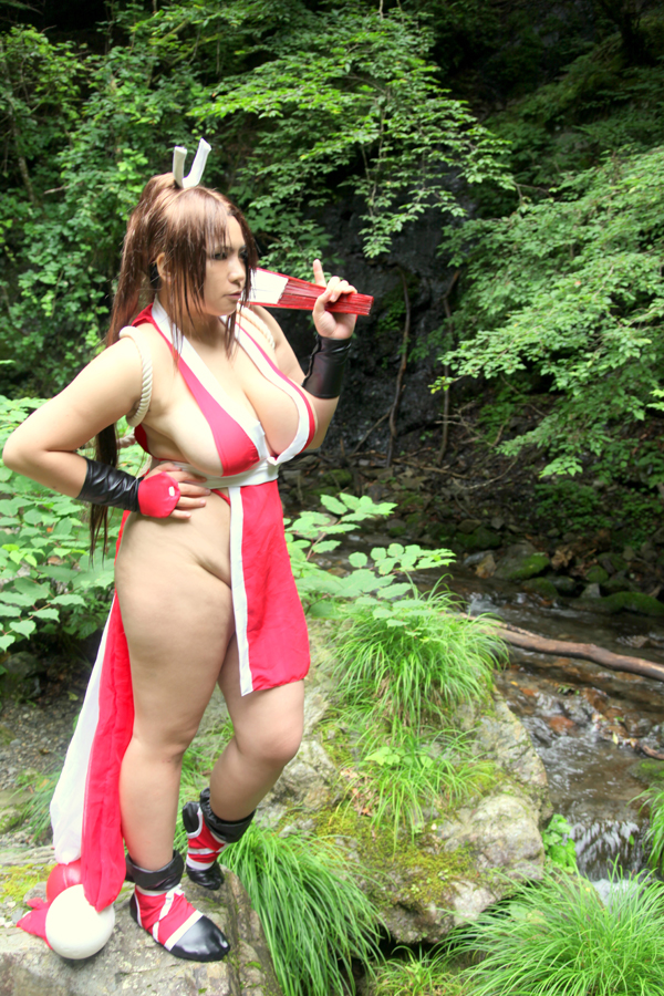 [Mariposa Luz de la Luna] A Moon Night Dancing Red