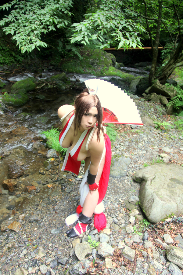 [Mariposa Luz de la Luna] A Moon Night Dancing Red