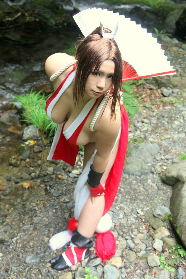 [Mariposa Luz de la Luna] A Moon Night Dancing Red