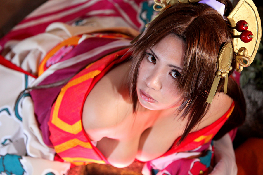 [Mariposa Luz de la Luna] A Moon Night Dancing Red