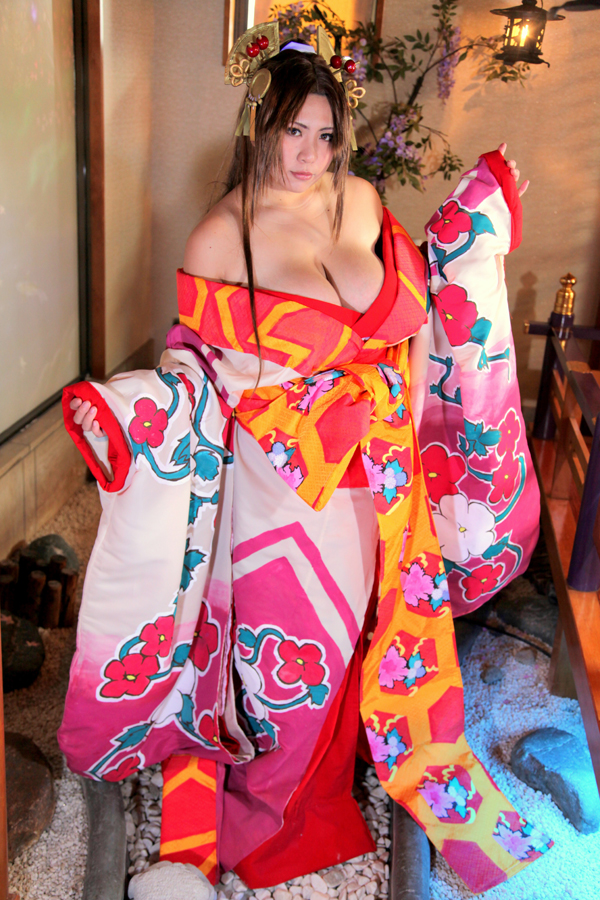 [Mariposa Luz de la Luna] A Moon Night Dancing Red