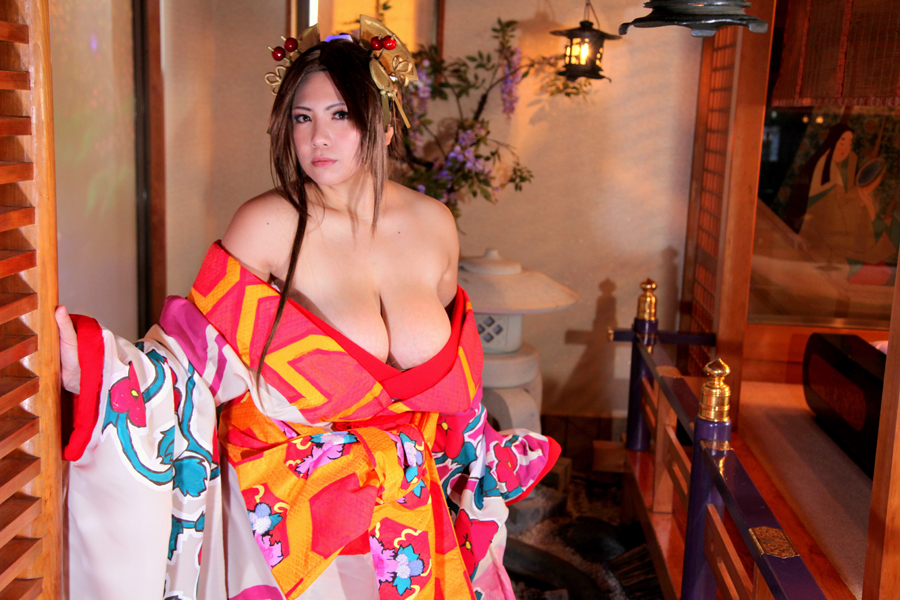 [Mariposa Luz de la Luna] A Moon Night Dancing Red