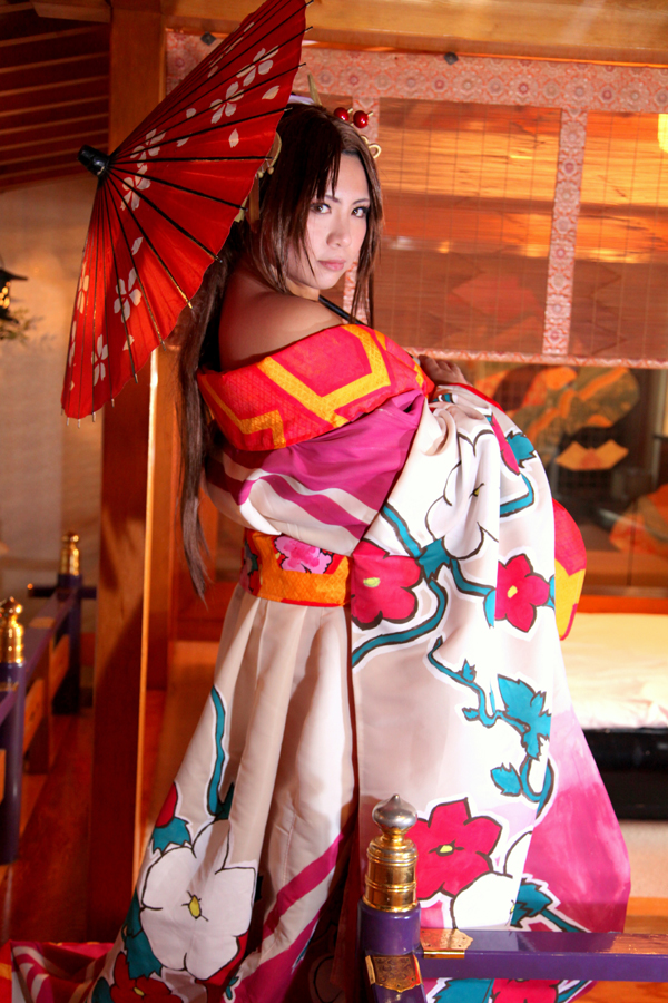 [Mariposa Luz de la Luna] A Moon Night Dancing Red