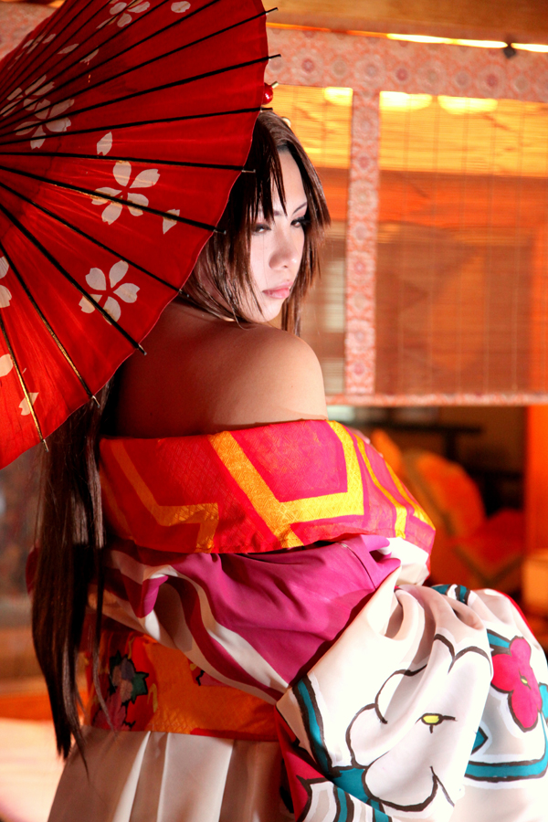 [Mariposa Luz de la Luna] A Moon Night Dancing Red