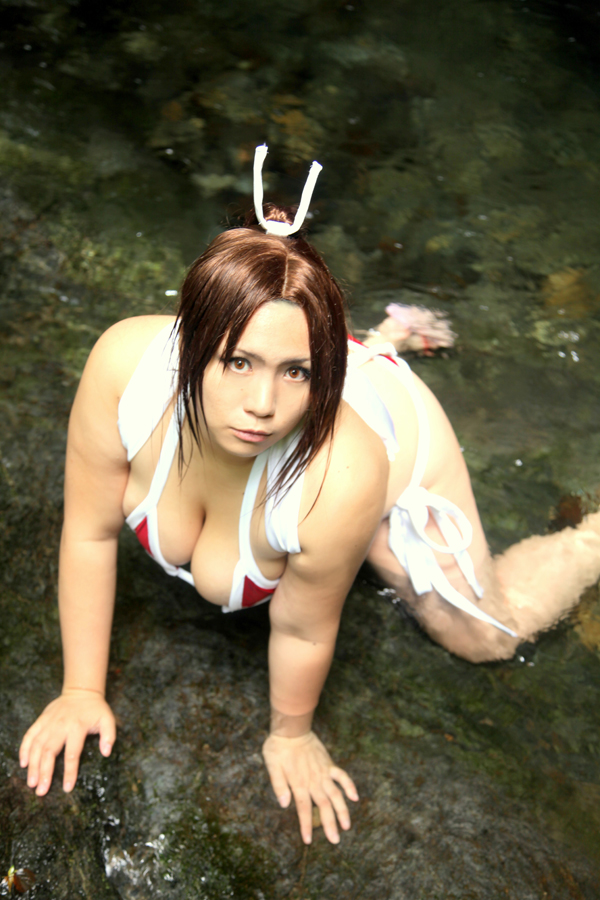 [Mariposa Luz de la Luna] A Moon Night Dancing Red