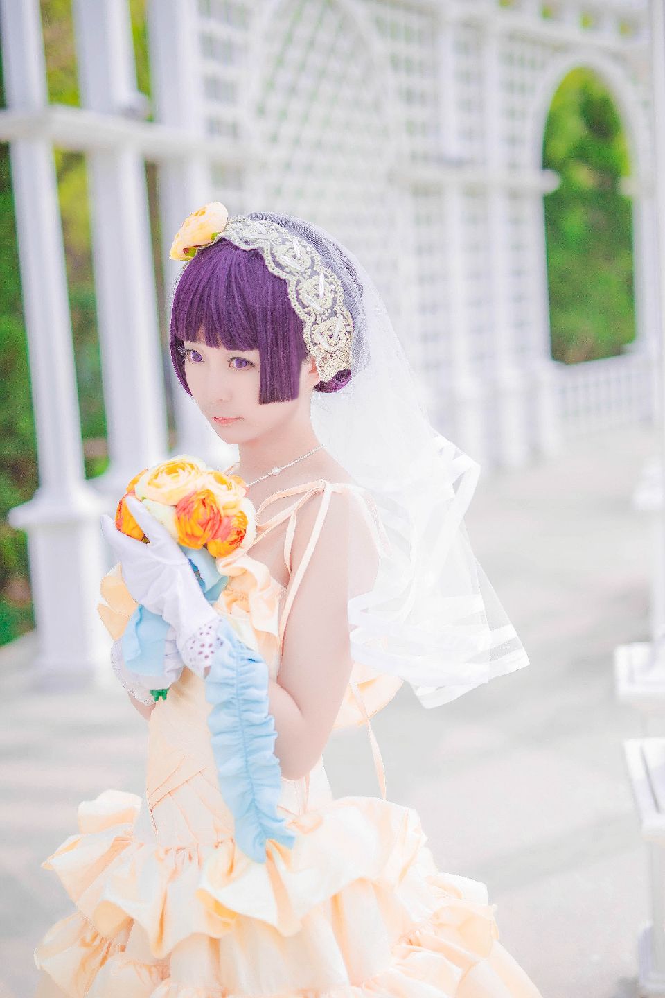 "Chị tôi dễ thương làm sao?"