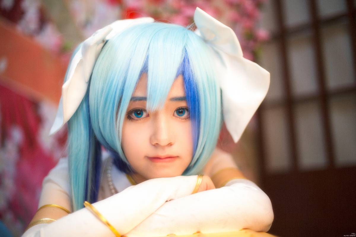 "Vocaloid" Canary Miku C O S P L A Y