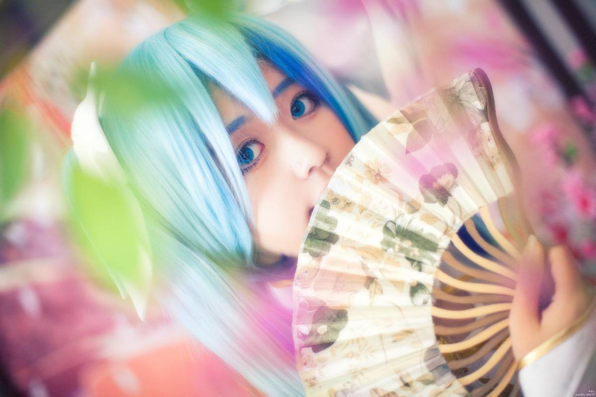 "Vocaloid" Canary Miku C O S P L A Y